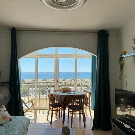 Vista Mar Sylvia 4 *